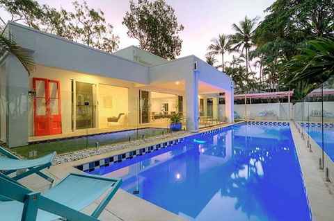 Tenterfield On Oak - Accommodation Broadbeach 2