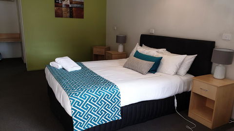 Tenterfield Tavern And Motor Inn - Accommodation Broadbeach 2