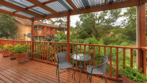 The 2C's Bed & Breakfast - Accommodation Broadbeach 2