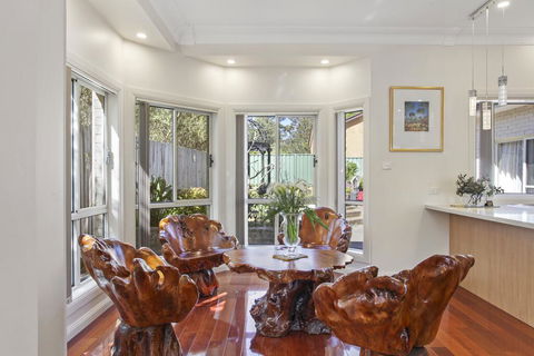 The Art House - Accommodation Broadbeach 1