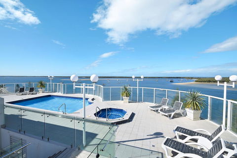 The Atrium Resort - Accommodation Broadbeach 0