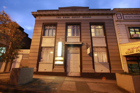 The Bank Guesthouse - Accommodation Broadbeach 1