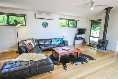 The Base Two - Accommodation Broadbeach 2