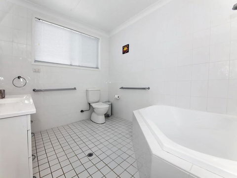The Bay Escape @ Nelson Bay - Accommodation Broadbeach 3