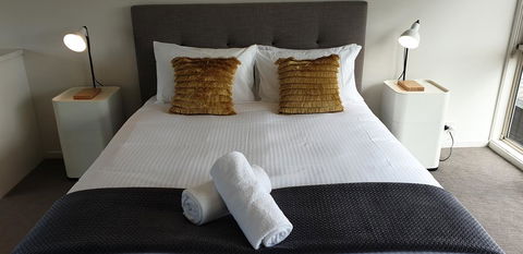 The Beach House - Accommodation Broadbeach 3