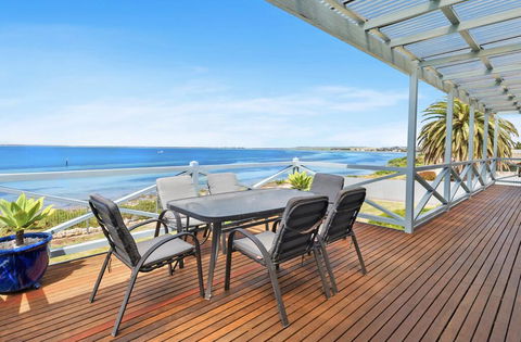 The Beach House - Point Turton - Accommodation Broadbeach 1