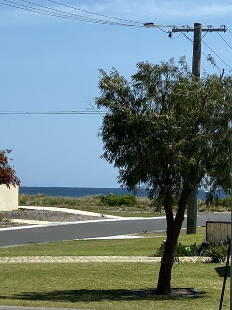 The Beach House Busselton - Accommodation Broadbeach 1