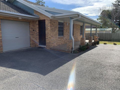 The Beach House On Fitzroy @ Anna Bay - Accommodation Broadbeach 2