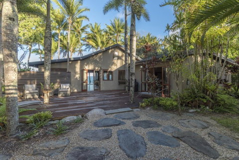The Beach House On Newell - Accommodation Broadbeach 1