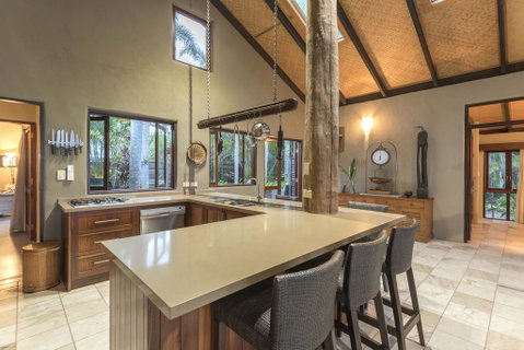 The Beach House On Newell - Accommodation Broadbeach 3