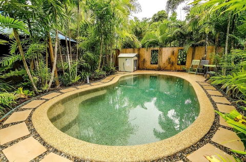 The Beach Shack - Koda Beach Bungalow 1 - Accommodation Broadbeach 1