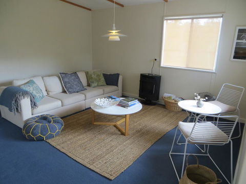The Cabin 96 - Accommodation Broadbeach 3
