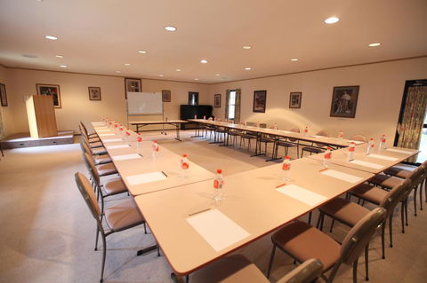 The Fox And Hounds Historic Hotel - Accommodation Broadbeach 27