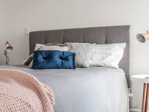 Marina View Apartment - Accommodation Broadbeach 4