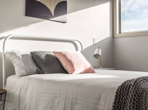 Marina View Apartment - Accommodation Broadbeach 15