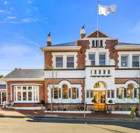 Cygnet Old Bank - Accommodation Broadbeach