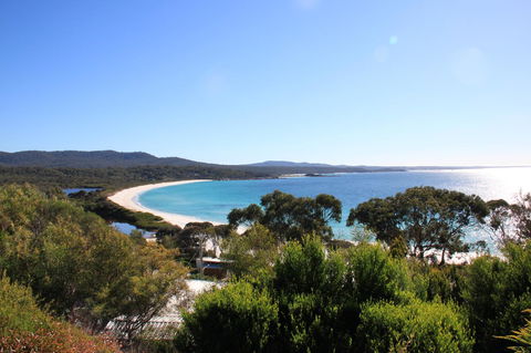 DOLPHIN LOOKOUT COTTAGE - Amazing Views Of The Bay Of Fires - Accommodation Broadbeach 9