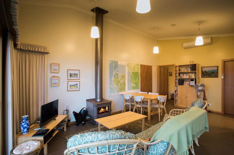 Arthur Riverfront And Sea Lodge Downstream - Accommodation Broadbeach 7
