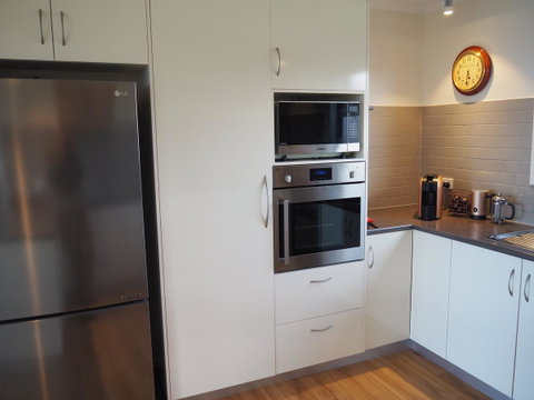 GRANITE BEACH HOUSE @ Bay Of Fires - Accommodation Broadbeach 11