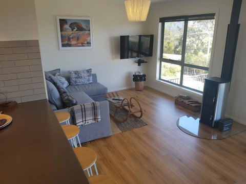 GRANITE BEACH HOUSE @ Bay Of Fires - Accommodation Broadbeach 10