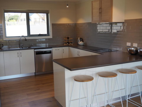 GRANITE BEACH HOUSE @ Bay Of Fires - Accommodation Broadbeach 5