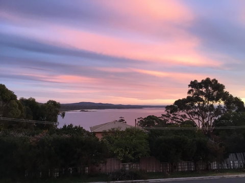 GRANITE BEACH HOUSE @ Bay Of Fires - Accommodation Broadbeach 0