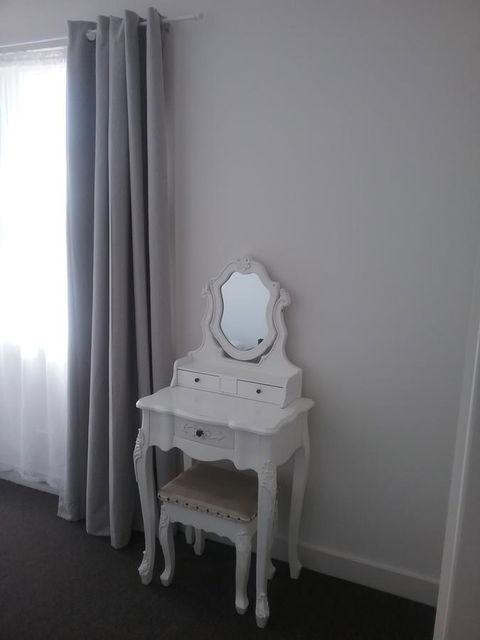 Tullah Tavern - Accommodation Broadbeach 2