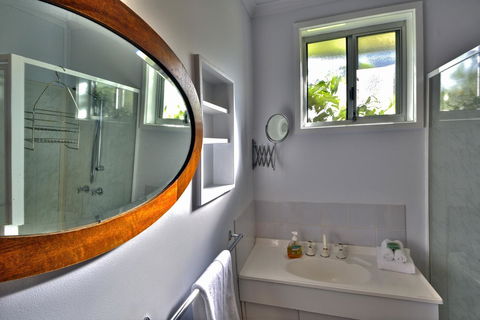 Ar Lan Y Mor - Accommodation Broadbeach 6