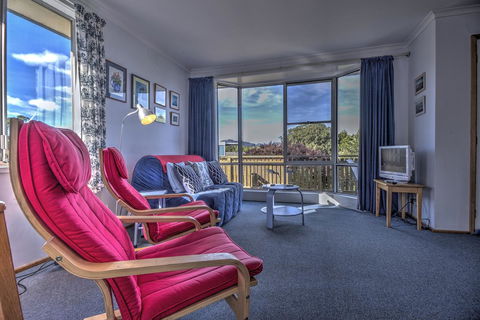 Ar Lan Y Mor - Accommodation Broadbeach 0