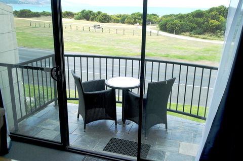 Apollo Bay Waterfront Motor Inn - Accommodation Broadbeach 28
