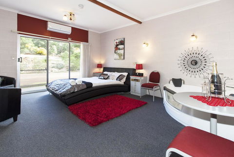 The Grampians Motel - Accommodation Broadbeach 5