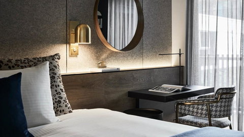 Zagame\'s House - Accommodation Broadbeach 16