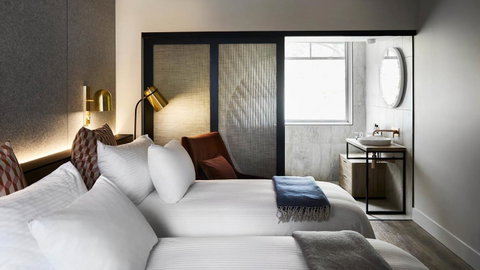 Zagame\'s House - Accommodation Broadbeach 4