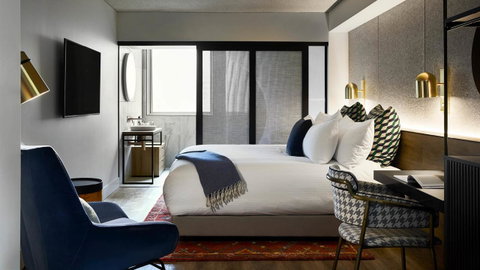 Zagame\'s House - Accommodation Broadbeach 6