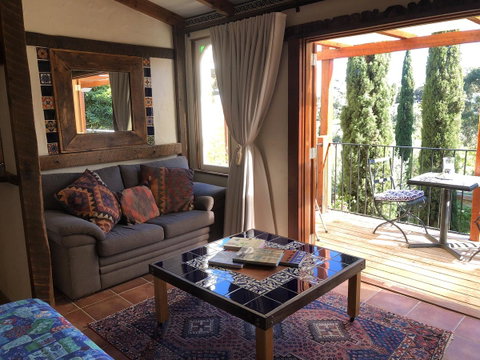 Villa Mallorca - Accommodation Broadbeach 9