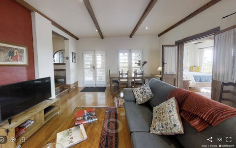 Villa Mallorca - Accommodation Broadbeach 5