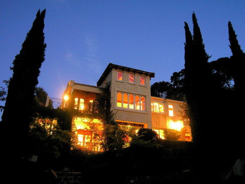 Villa Mallorca - Accommodation Broadbeach 0