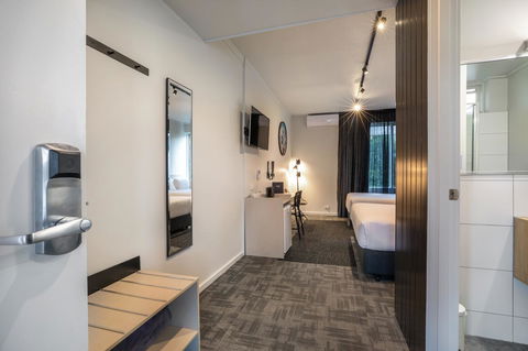 Nightcap At Keysborough Hotel - Accommodation Broadbeach 21