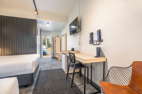 Nightcap At Keysborough Hotel - Accommodation Broadbeach 18