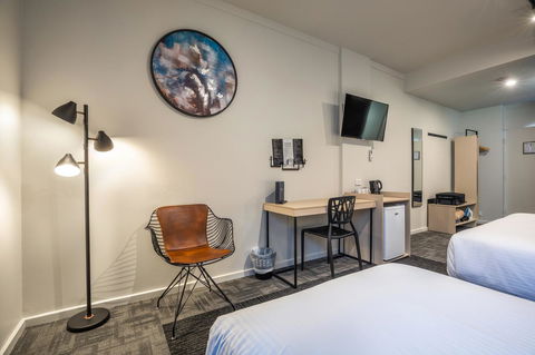 Nightcap At Keysborough Hotel - Accommodation Broadbeach 2
