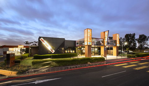 Nightcap At Keysborough Hotel - Accommodation Broadbeach 25