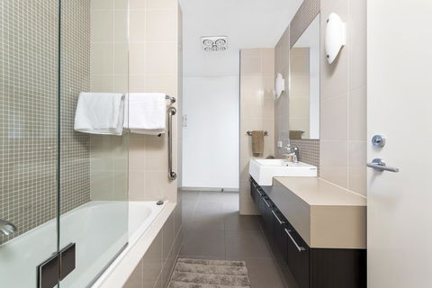 Apollo Bay Cottages - Accommodation Broadbeach 7
