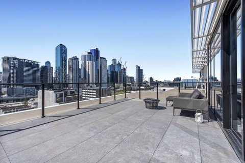 Melbourne City Apartments - Teri - Accommodation Broadbeach 17