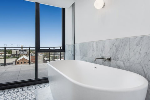 Melbourne City Apartments - Teri - Accommodation Broadbeach 5