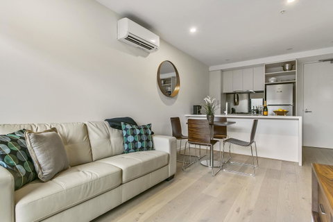 Melbourne City Apartments - Teri - Accommodation Broadbeach 42