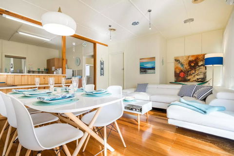 Nautique Beach House - Accommodation Broadbeach 1