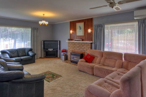 Jacaranda House - Accommodation Broadbeach 1