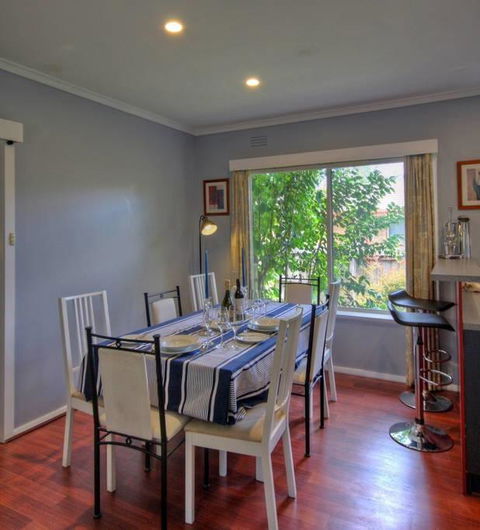 Jacaranda House - Accommodation Broadbeach 3