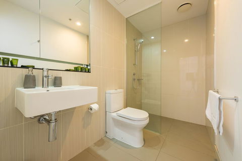 Amazing Accommodations: Vogue - Accommodation Broadbeach 39