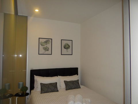 Amazing Accommodations: Vogue - Accommodation Broadbeach 8